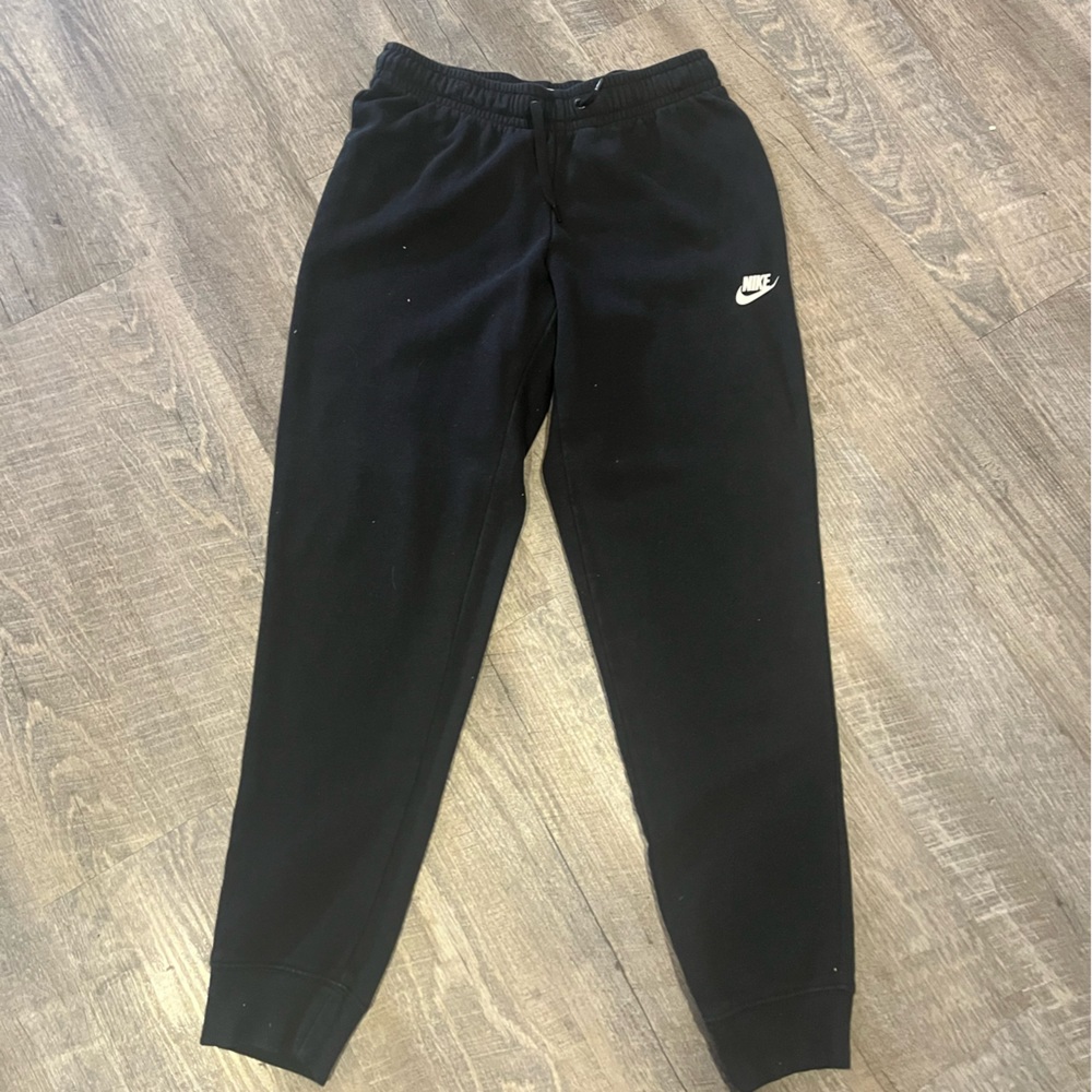 black nike sweatpants